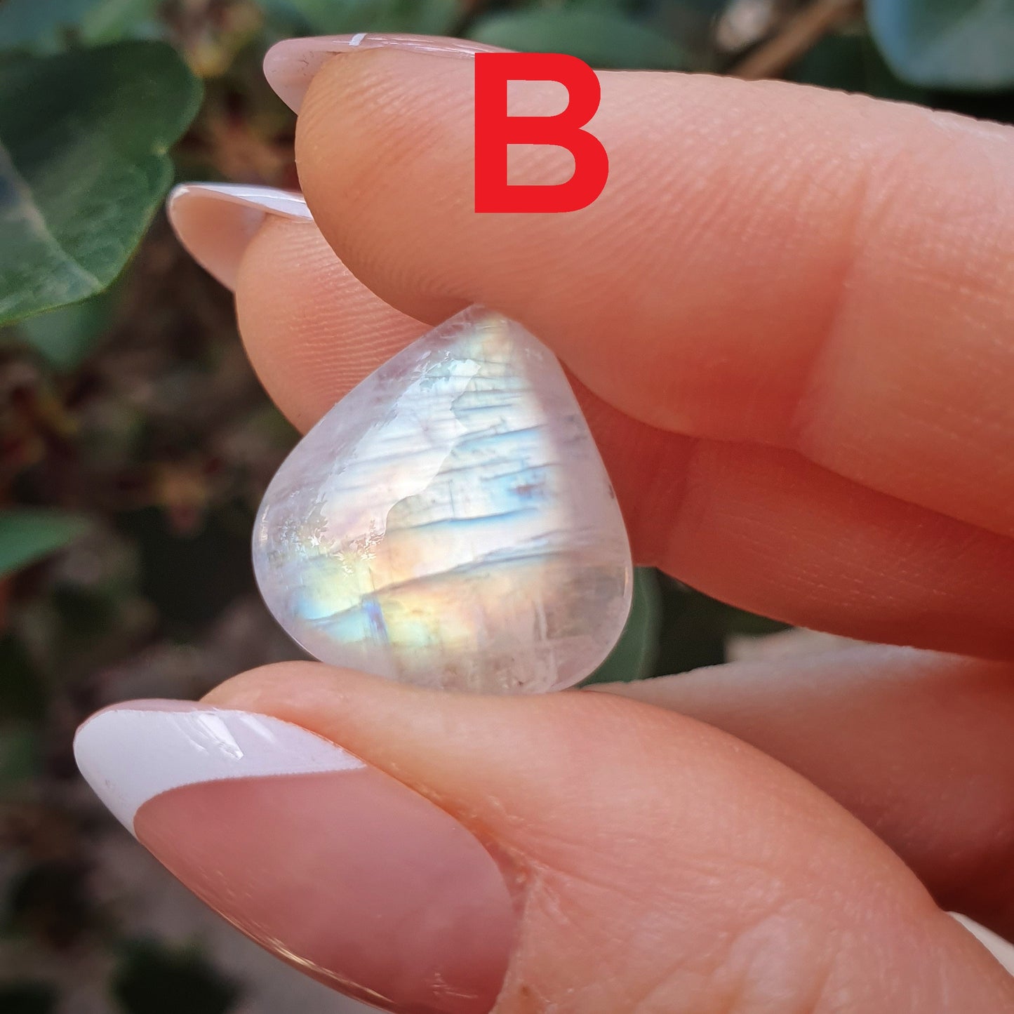 Labradorite bianca taglio goccia