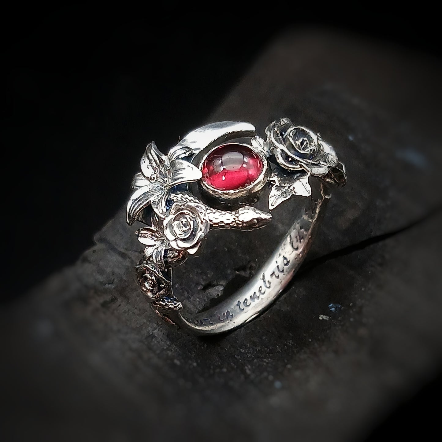 Anello Lilith's Flame